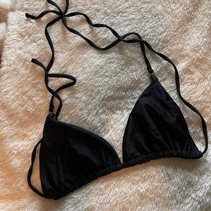 shein bathing suit, never worn. just doesn’t fit me